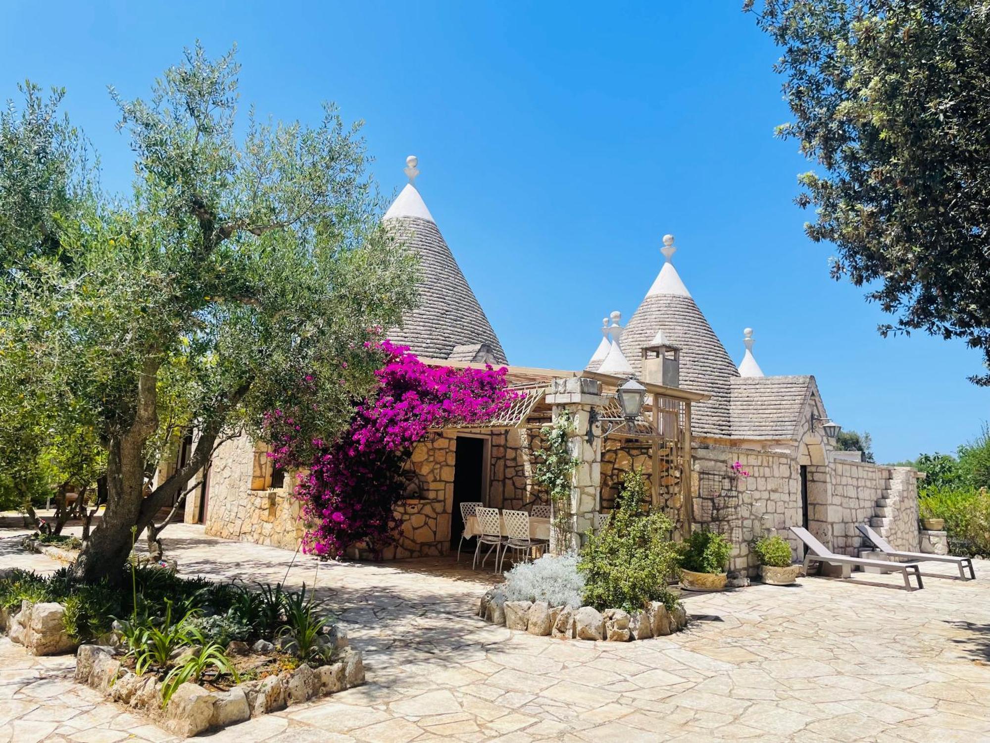 Holiday home Trullo Fernando *