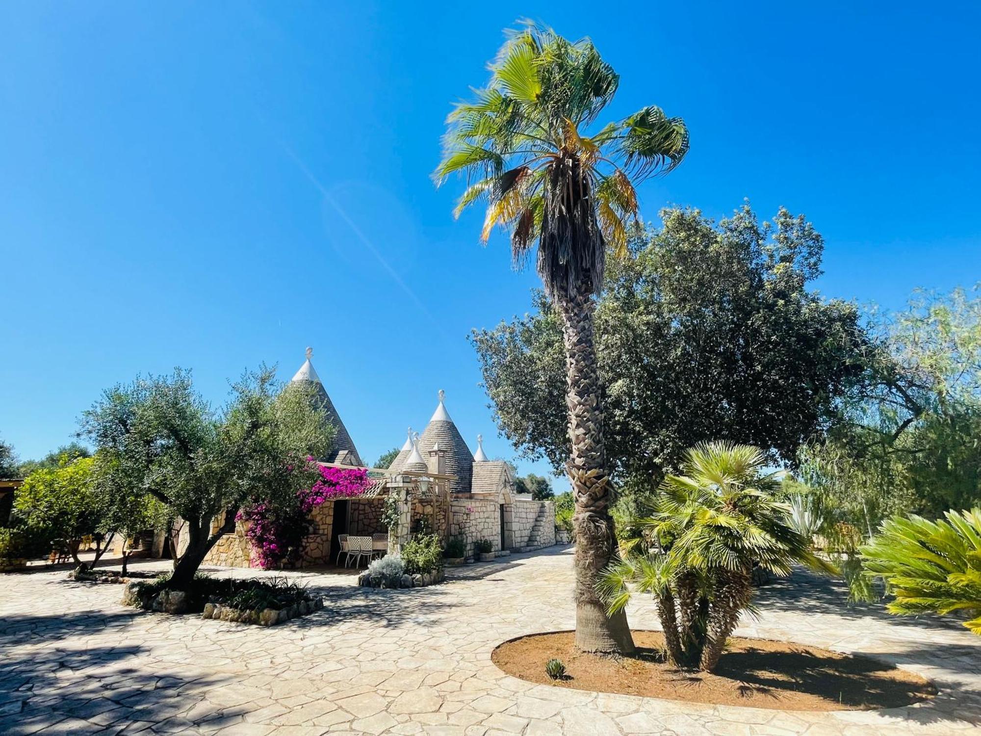 Holiday home Trullo Fernando *
